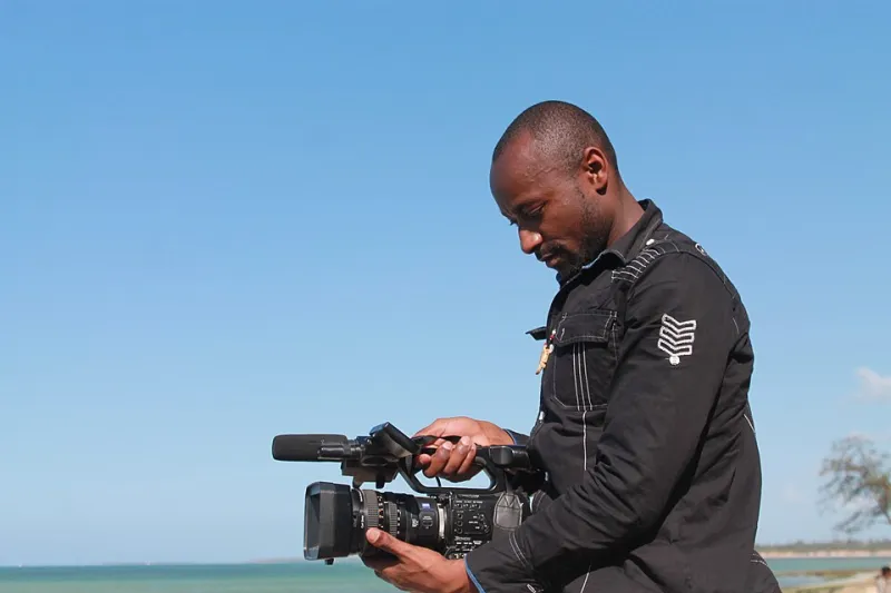 Pixels vs. People: How Indie Filmmakers Are Navigating the AI Storm on Their Own Terms
